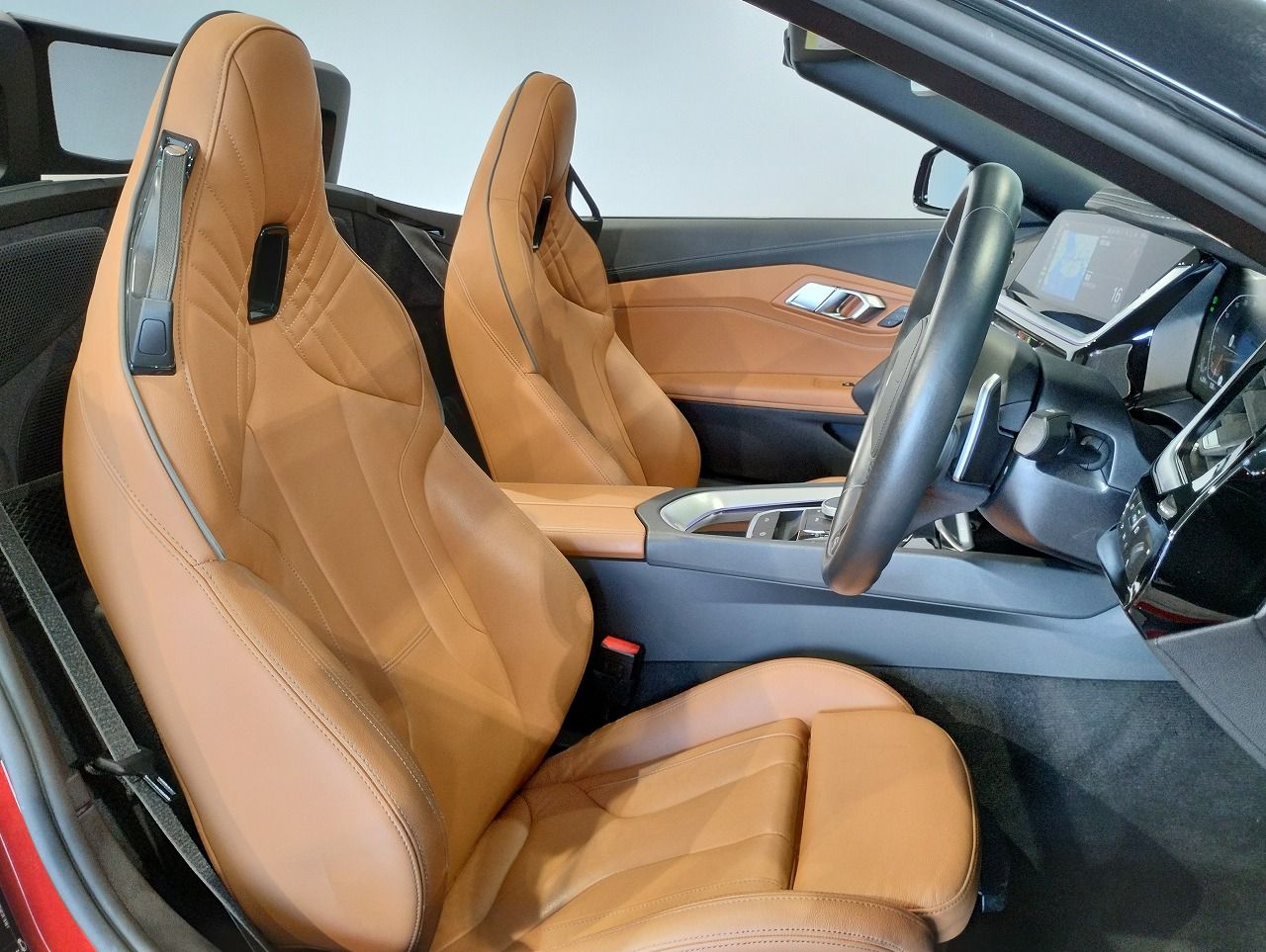 G29 z4 sDrive20i RHD