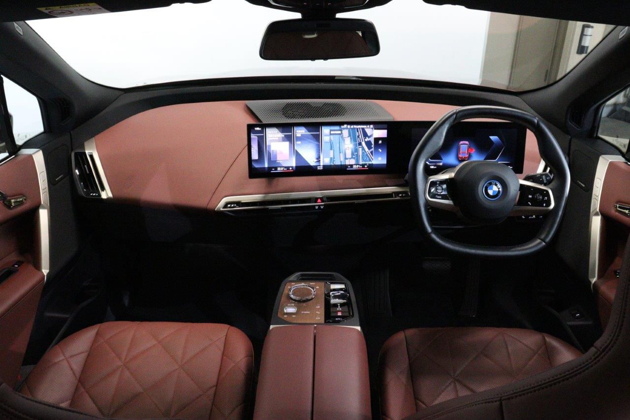 i20 iX xDrive50