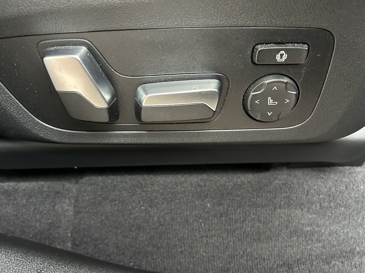 G01 X3 M40d RHD LCI ZA