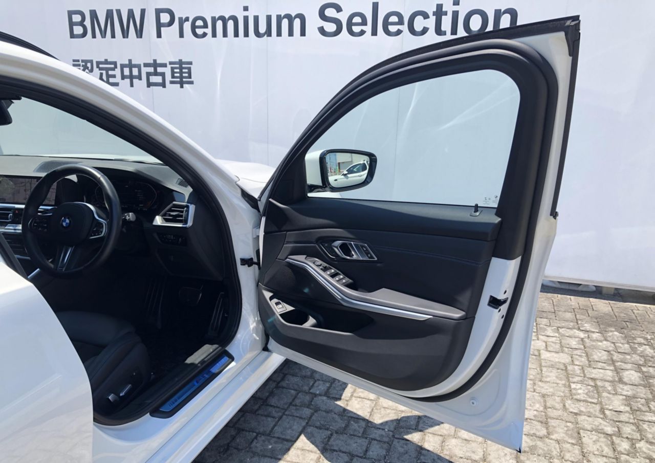G21 320d xDrive Touring RHD