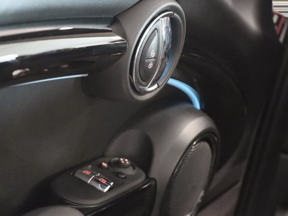 MINI Cooper SE