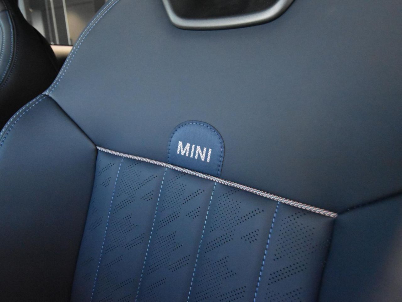 F66 MINI Cooper C 3Dr