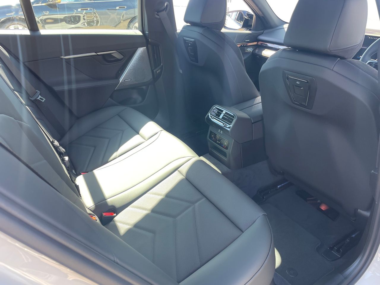 BMW i5 M60 xDrive Sedan RHD