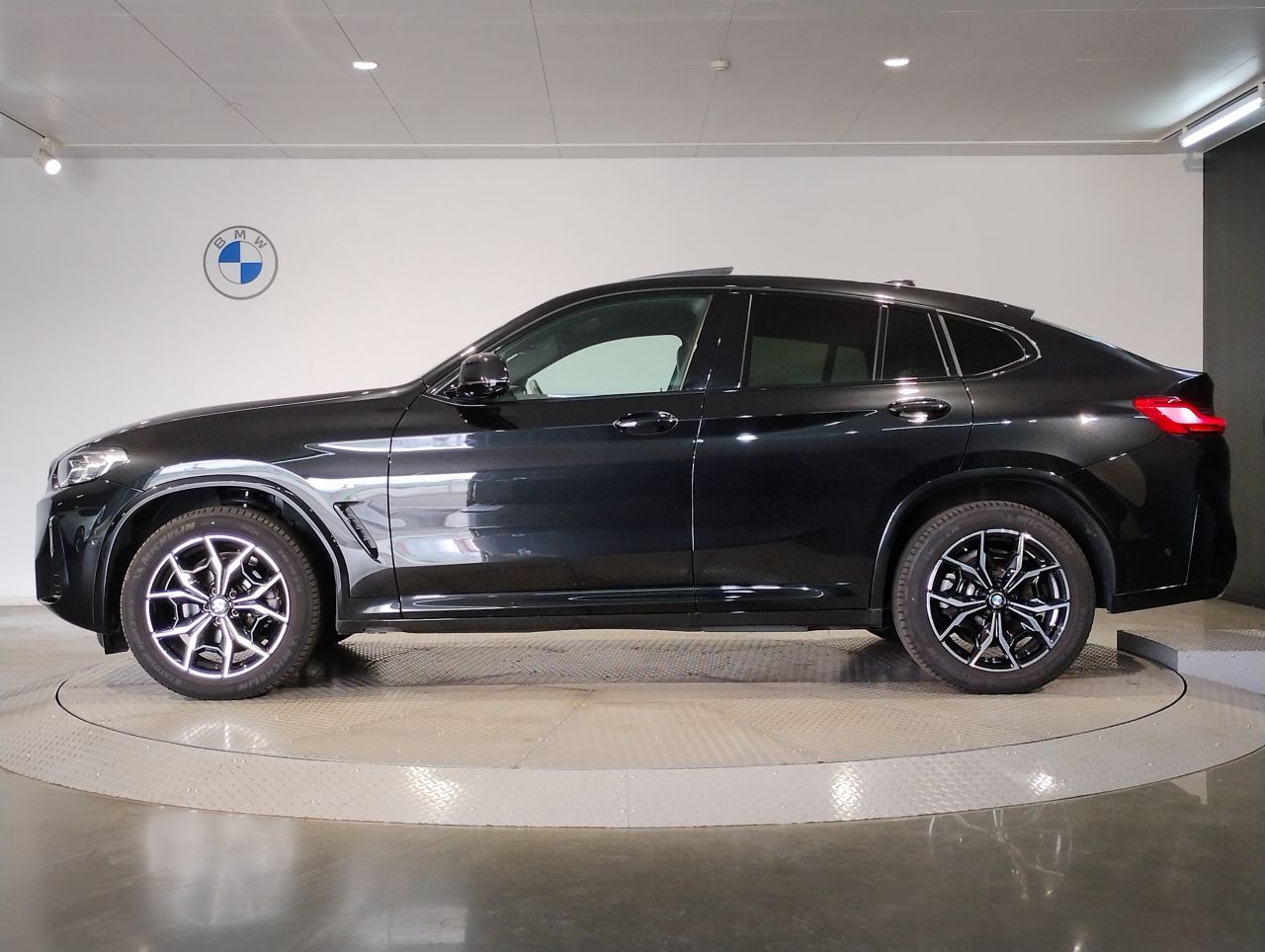 X4 xDrive20d RHD