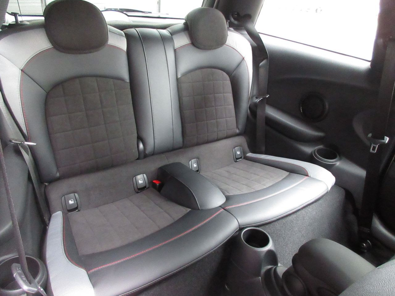 MINI JCW 3 Dr