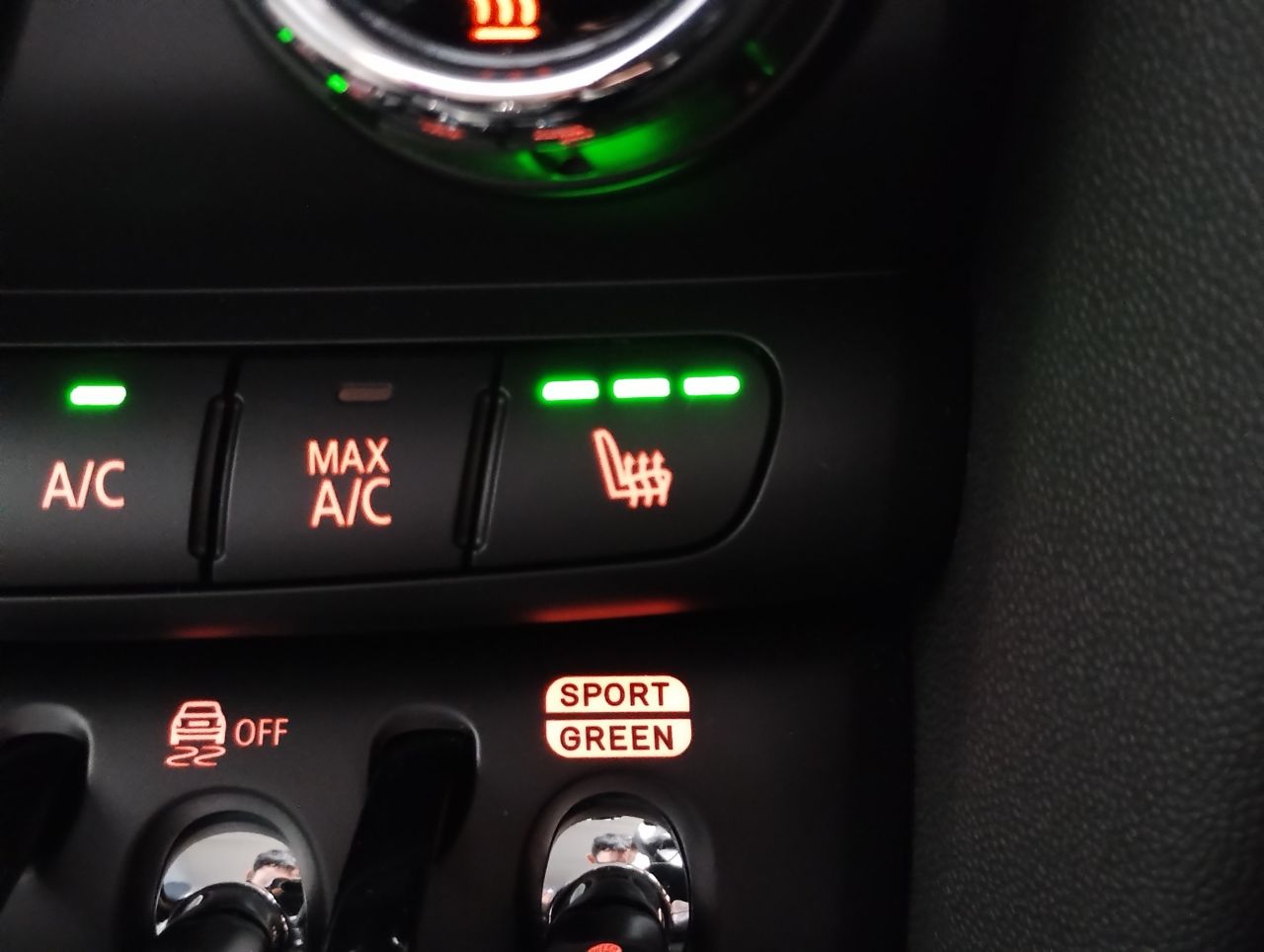 MINI Cooper F56 RHD