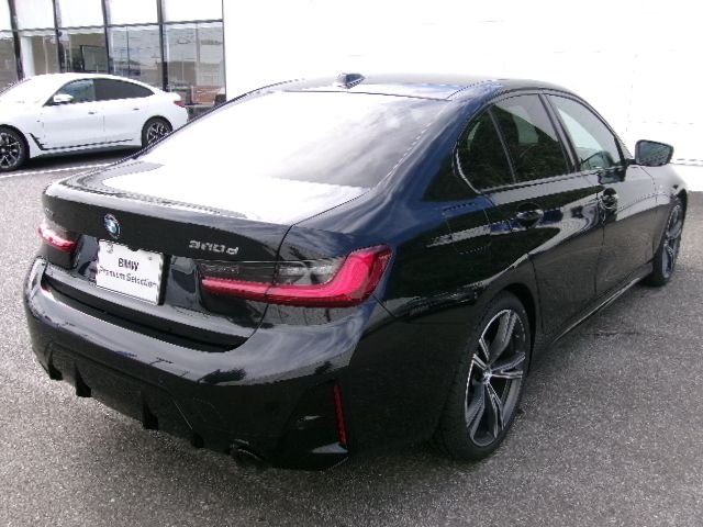 320d xDrive Berline RHD