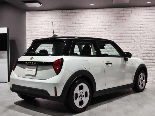 F66 MINI Cooper C 3Dr