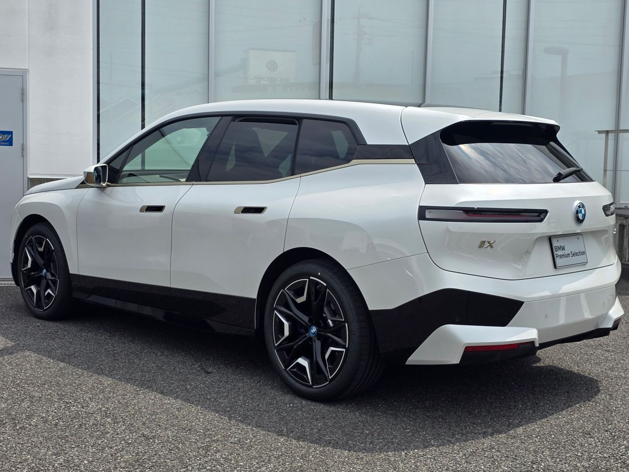 i20 iX xDrive40