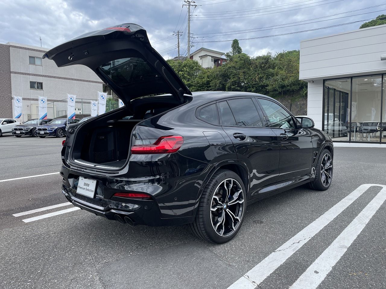 X4 M RHD