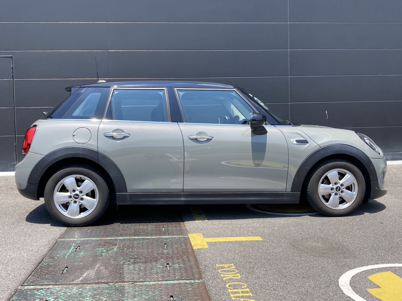 MINI F55 Cooper D 5dr Hatch LCI