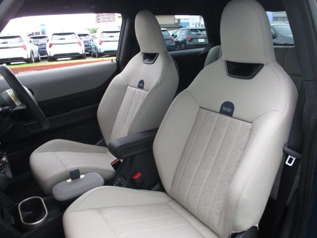 F66 MINI Cooper C 3Dr