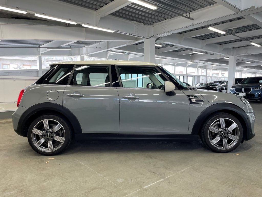 F55 MINI Cooper 5-Door Hatch LCI