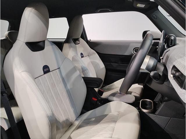 F66 MINI Cooper C 3Dr
