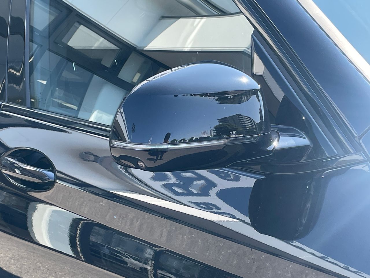 G08 iX3 BEV RHD