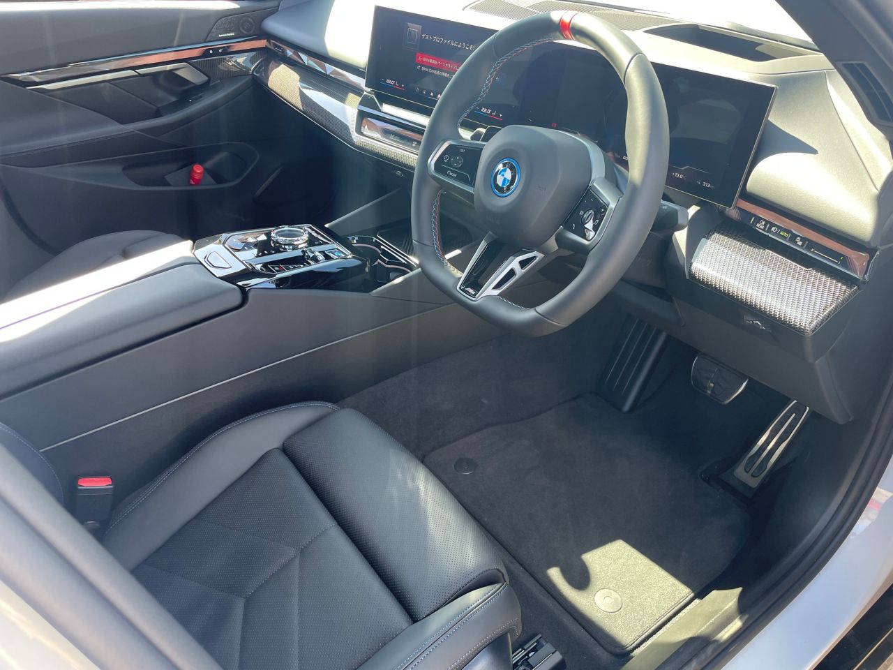 BMW i5 M60 xDrive Sedan RHD