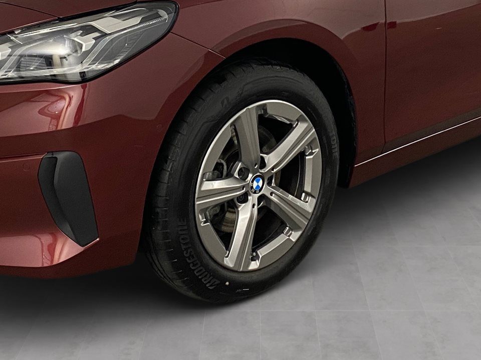 BMW 218