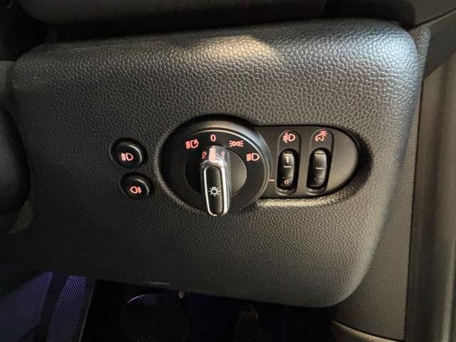 F56 COOPER S D(AT)