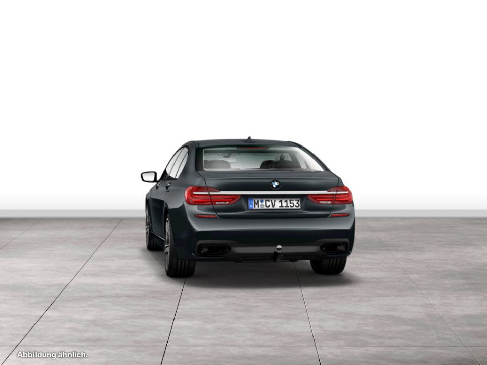 BMW 740