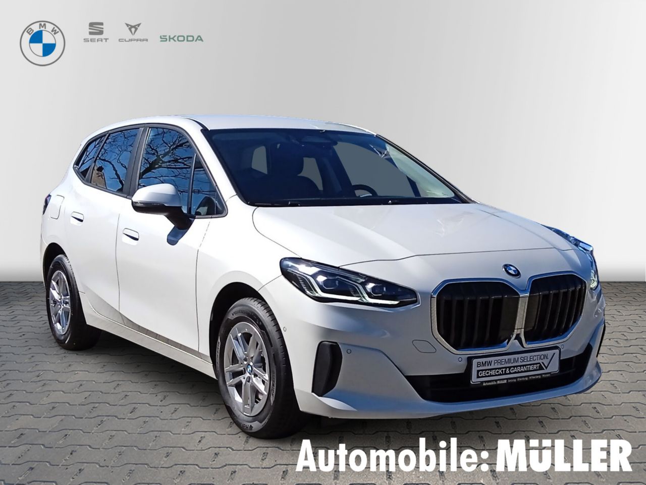 BMW 218