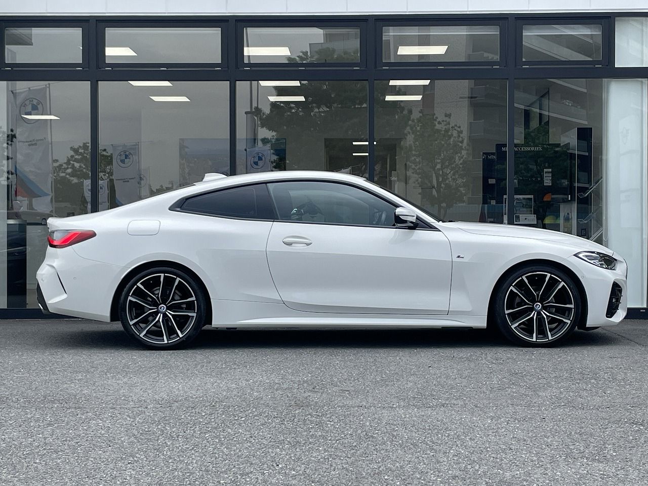 G22 420i B48 2.0 RHD