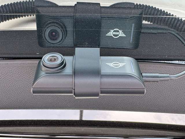 MINI F55 Cooper D 5dr Hatch LCI