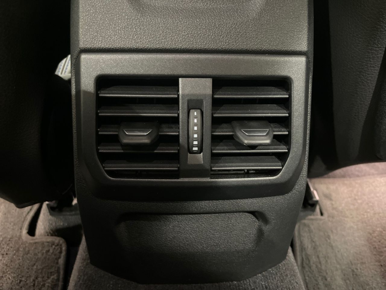F40 118d Sports Hatch 5-door B47 2.0d