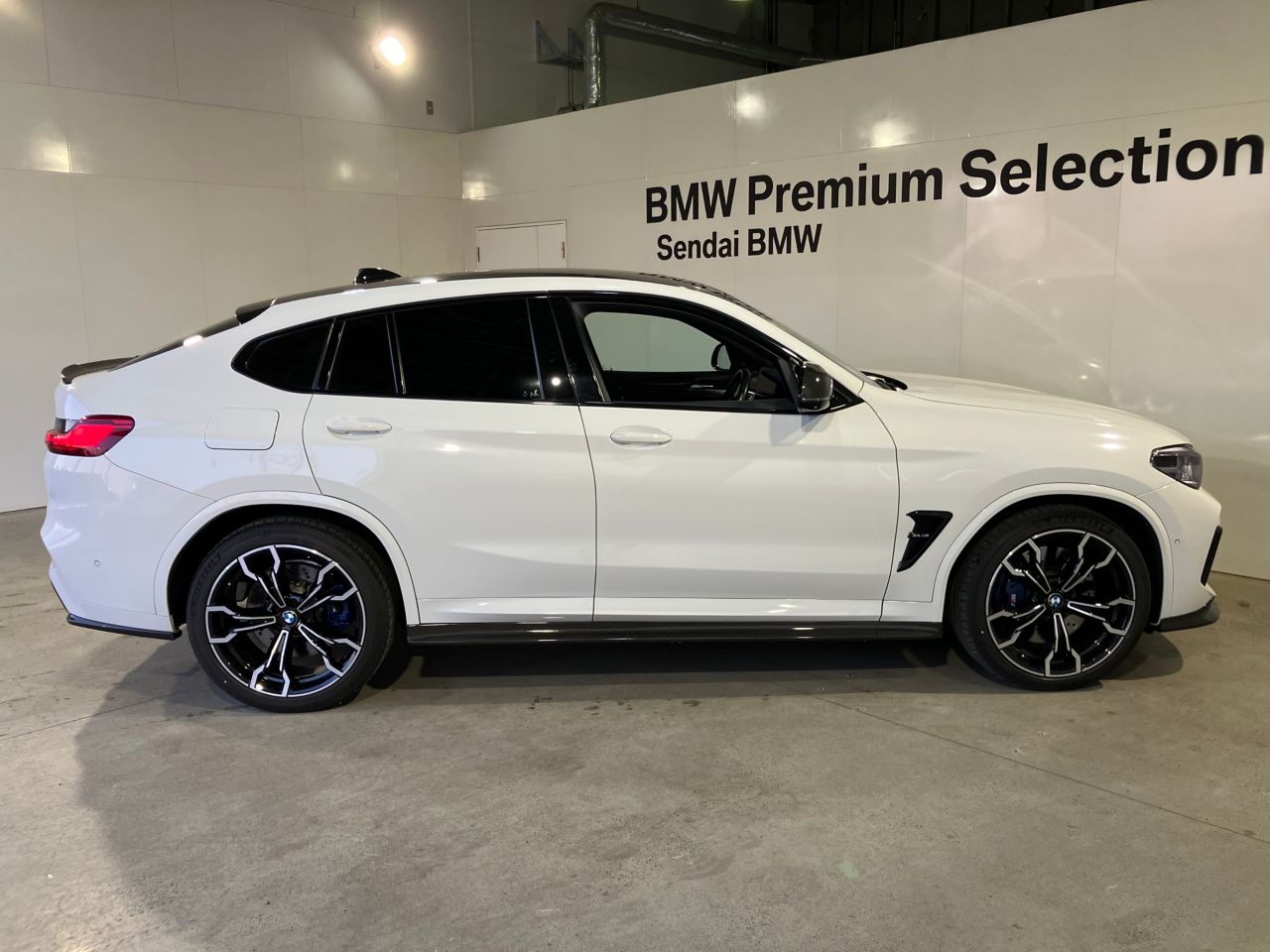 X4 M RHD