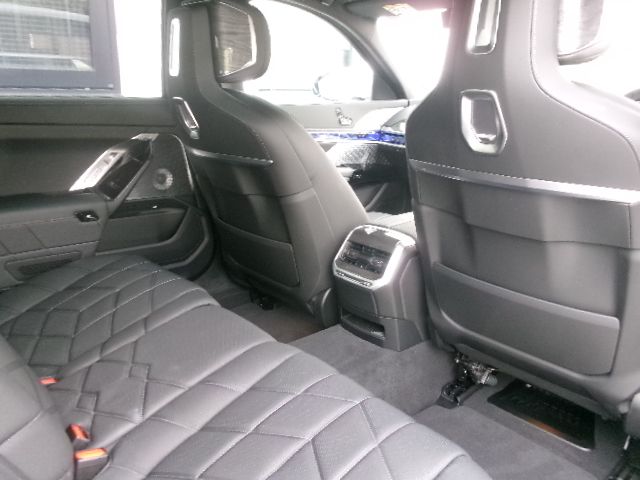 BMW i7 eDrive50 Sedan RHD