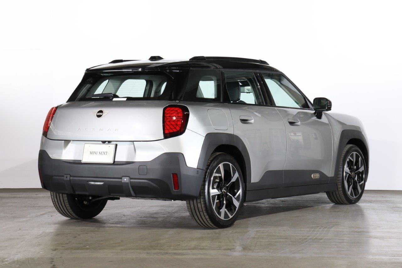 J05 MINI Aceman E