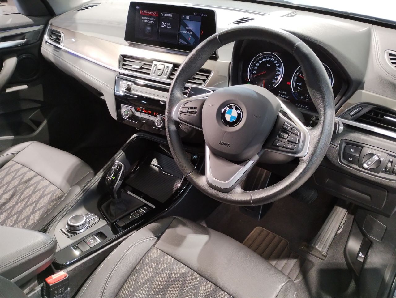 X1 sDrive18i RHD