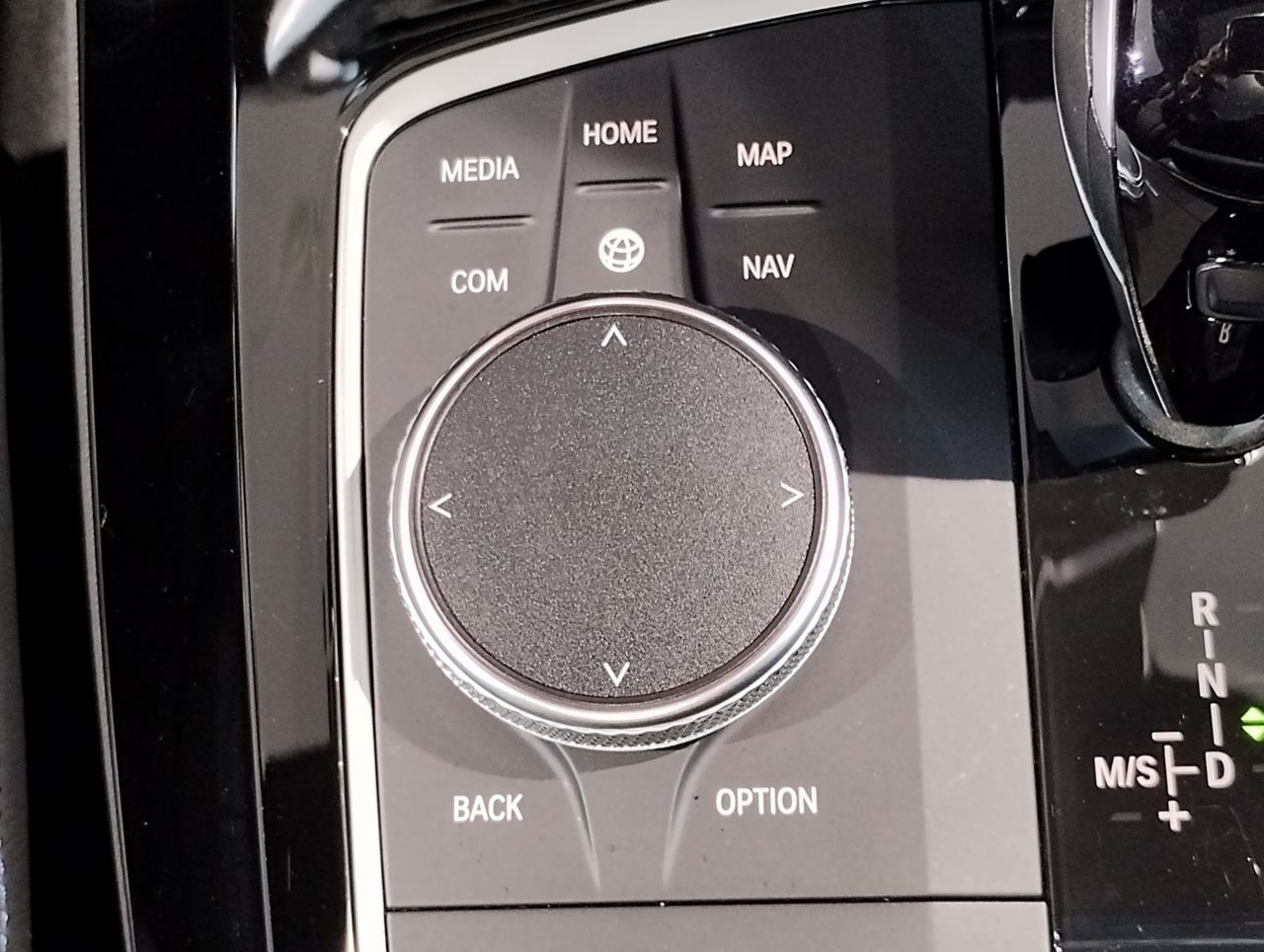 G01 X3 M40i RHD LCI ZA