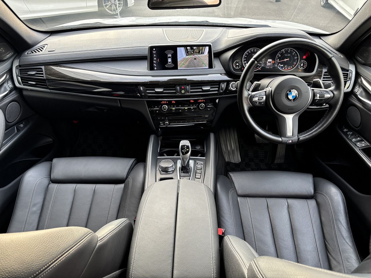X6 XDRIVE 50I RHD