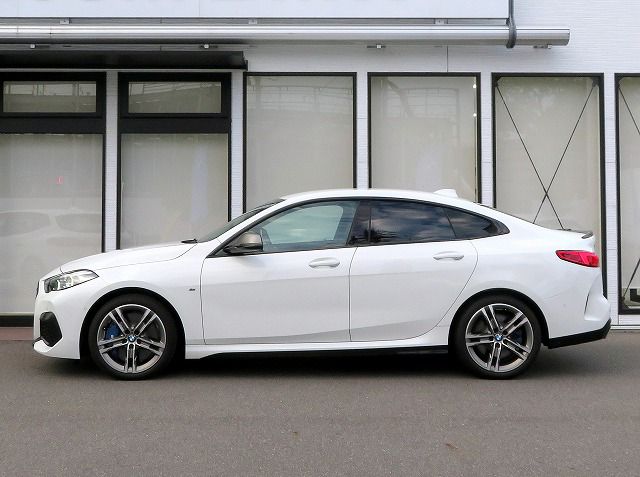 F4* **35i xDrive **** ***** B48 2.0i