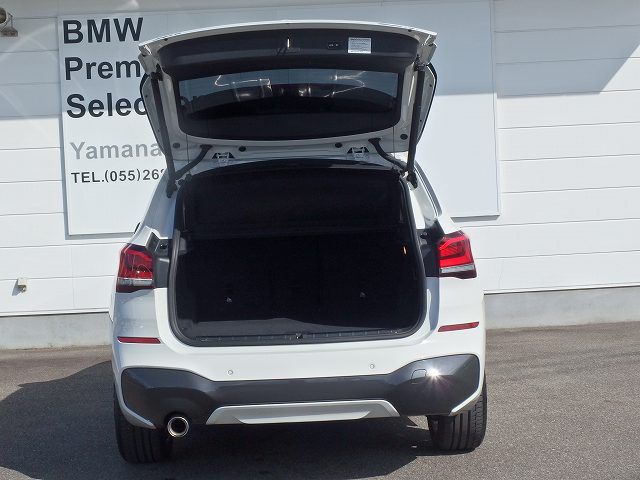 X1 sDrive18i RHD