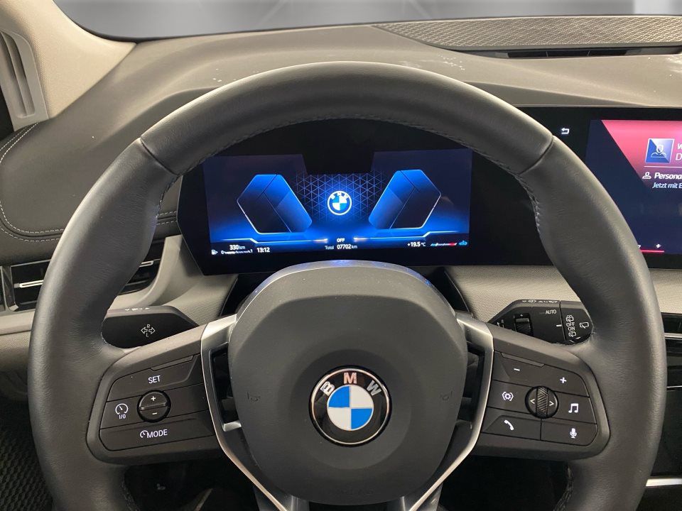 BMW 216