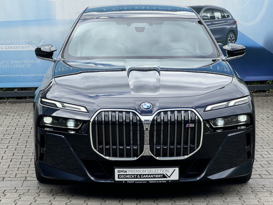 BMW 760