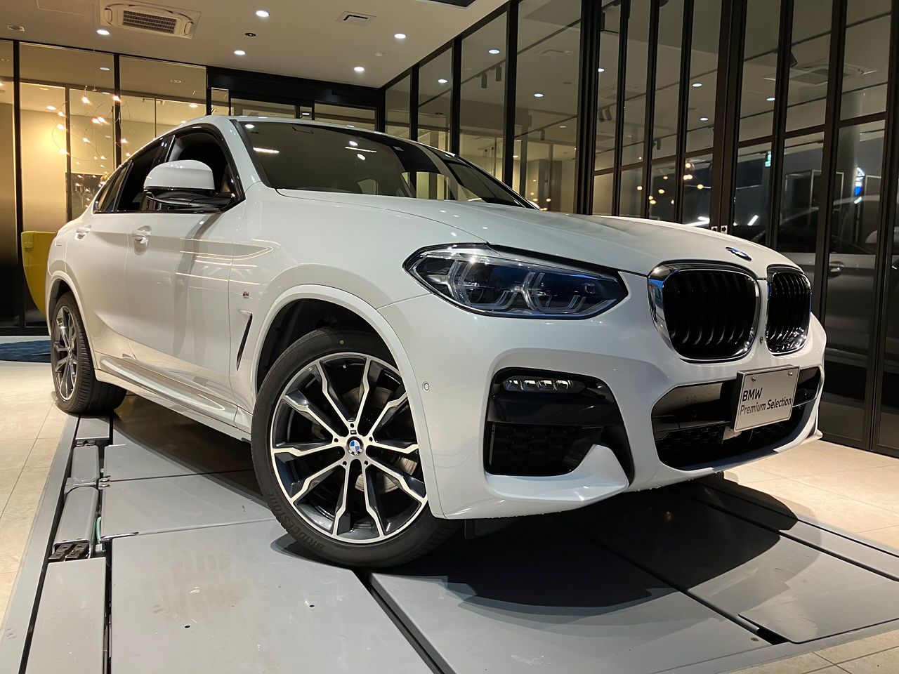X4 xDrive20d RHD