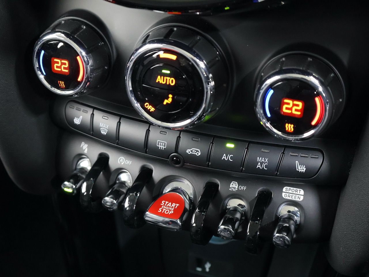 MINI COOPER S DCT 5 DOOR