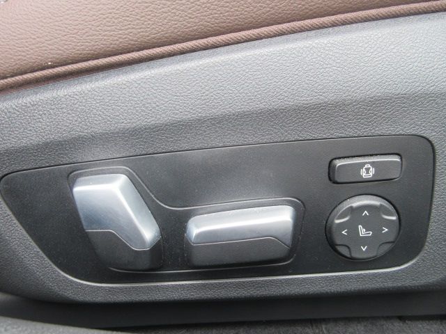 G26 i4 eDrive40 RHD