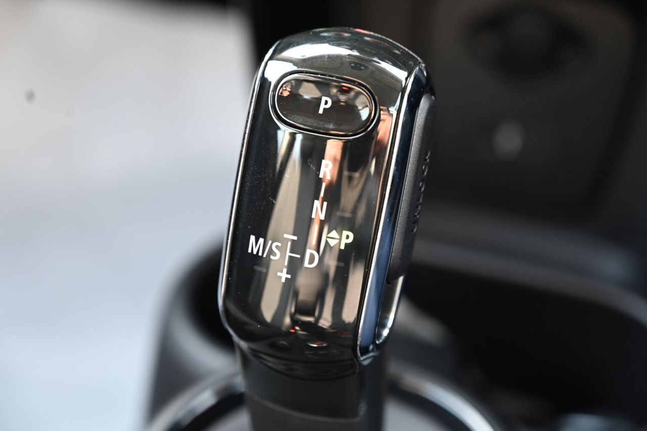 MINI Cooper F56 RHD