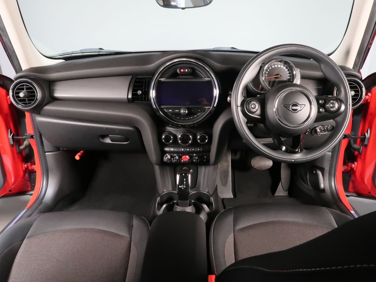 F55 MINI Cooper 5-Door Hatch LCI