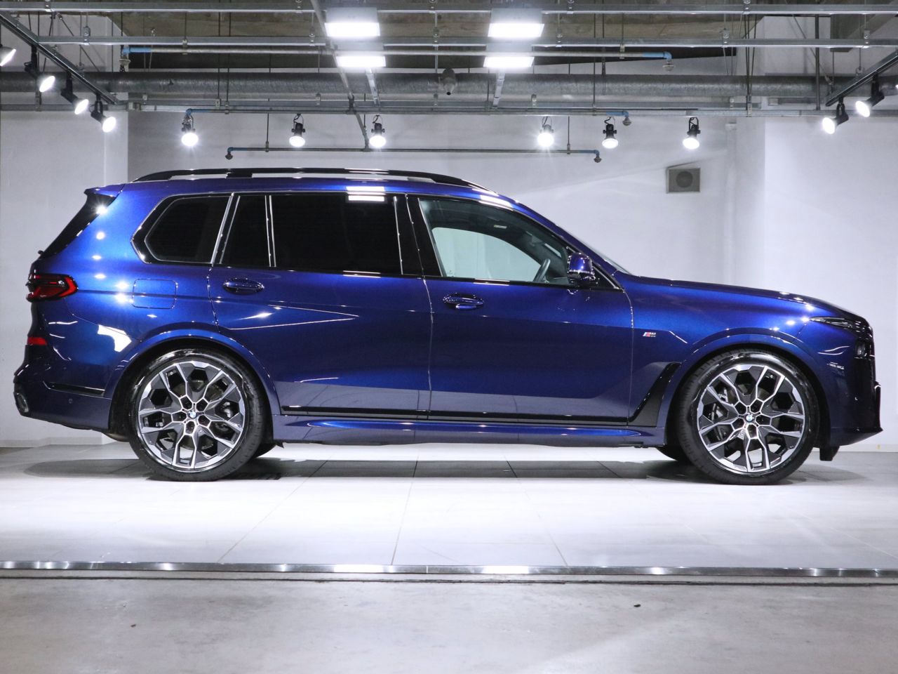 X7 xDrive40d RHD US