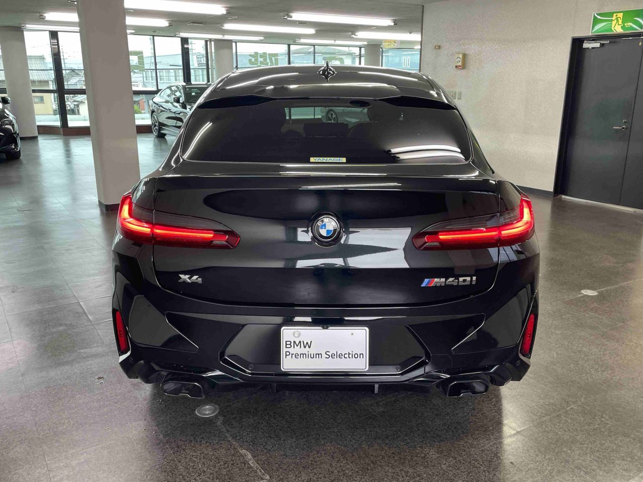 G02 X4 M40i RHD LCI