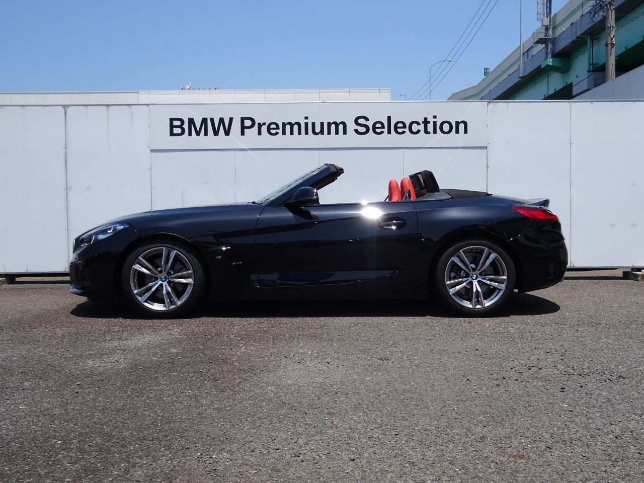 G29 z4 sDrive20i RHD