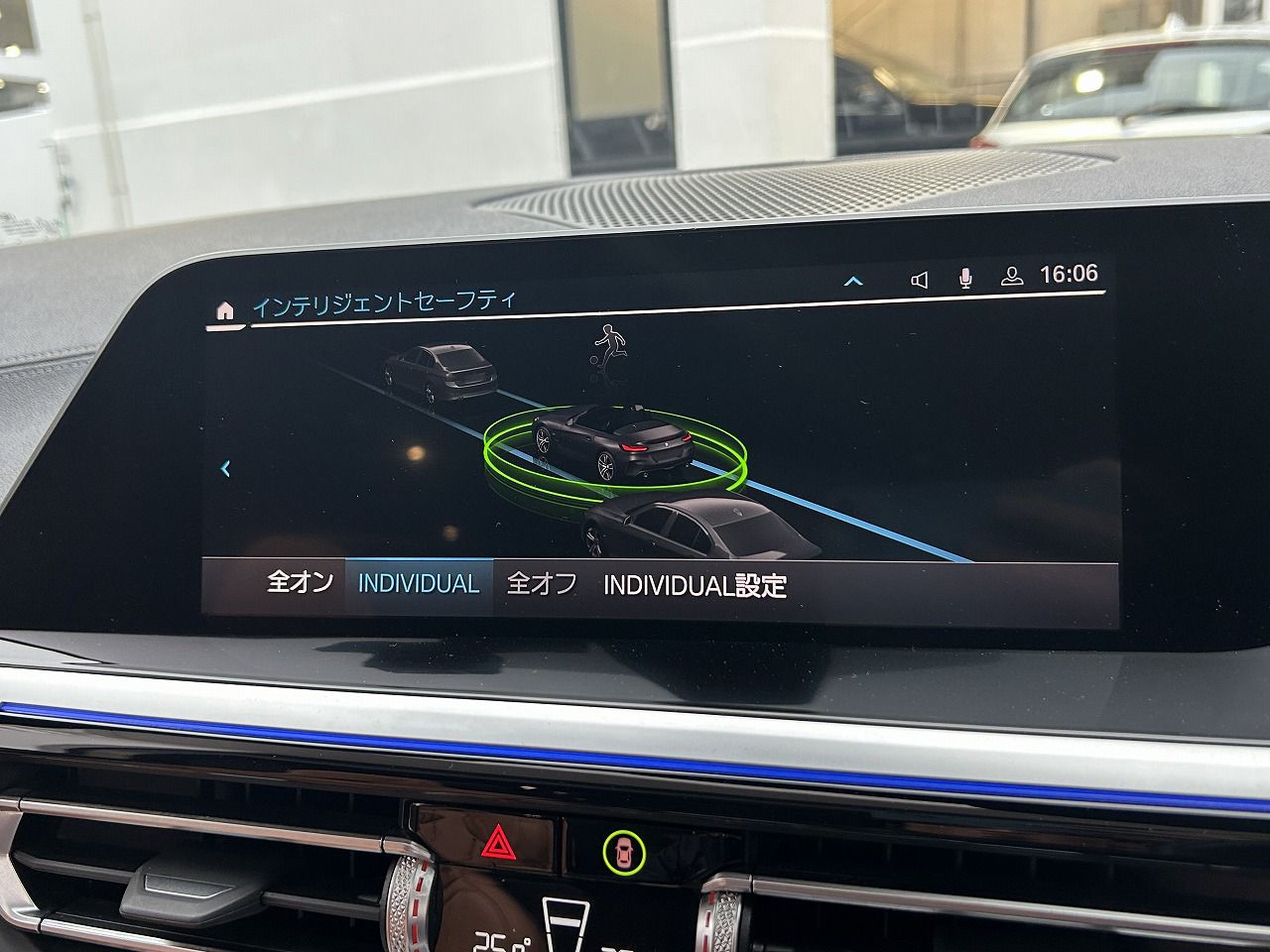 G29 z4 sDrive20i RHD