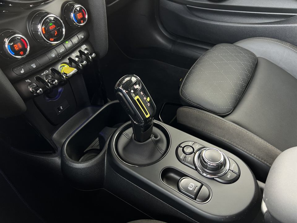 MINI Cooper SE