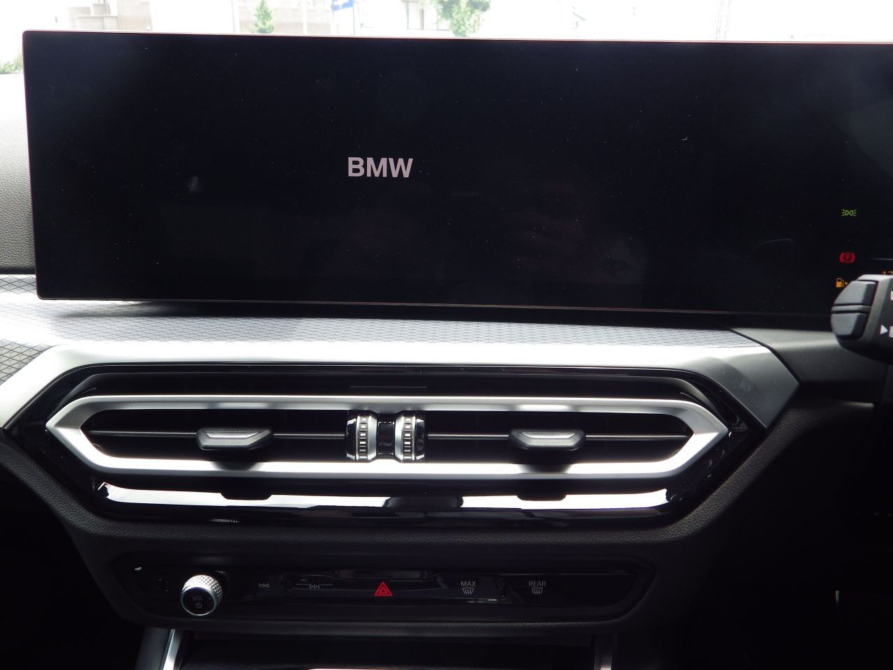 G20 320i Saloon LCI RHD MX
