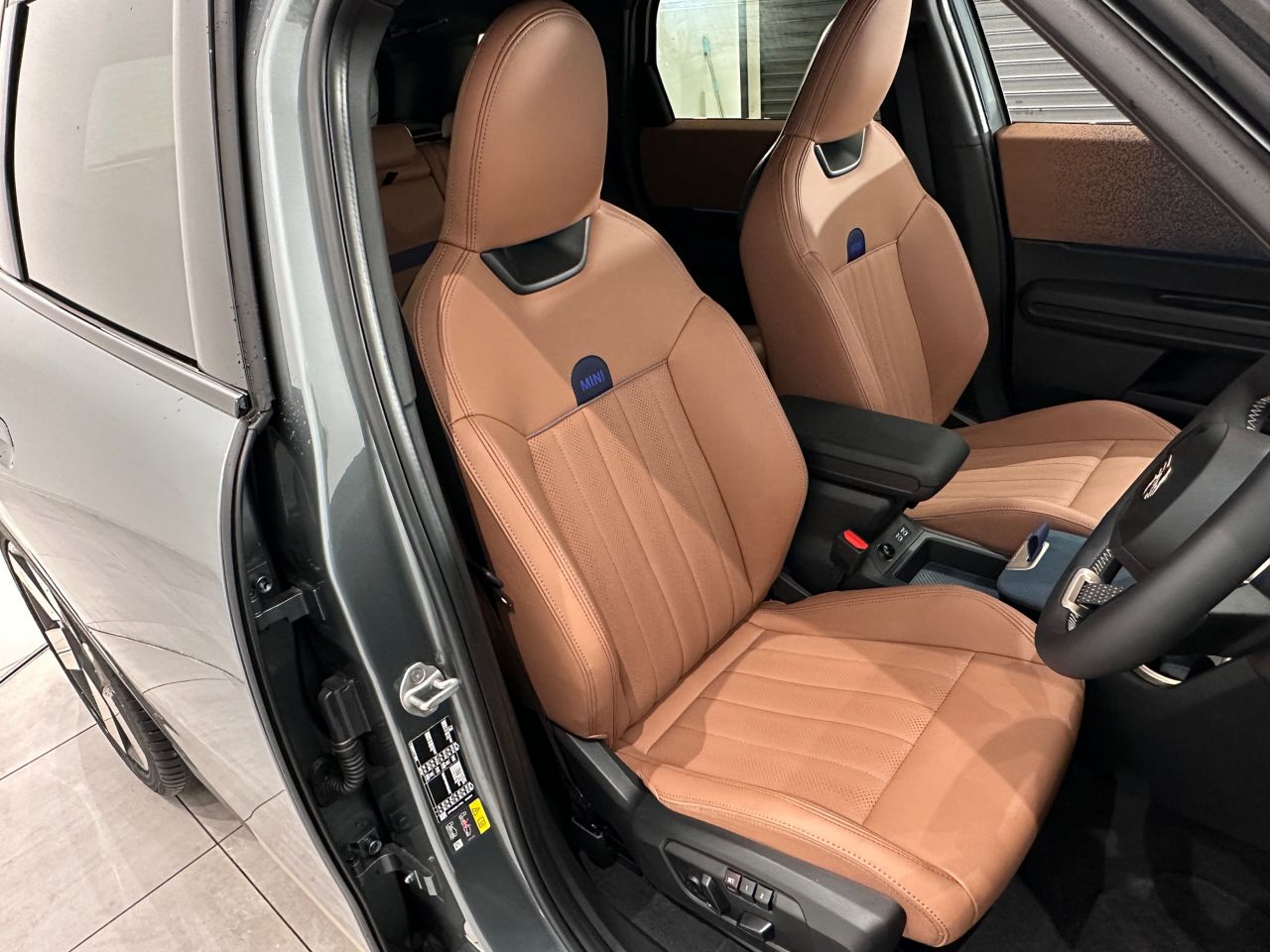 U25 MINI Countryman SE ALL4
