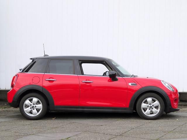 F55 MINI Cooper 5-Door Hatch LCI